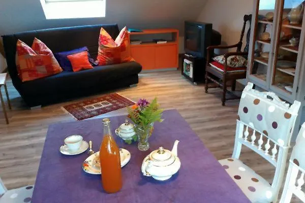 Apartment La Reine Des Pres